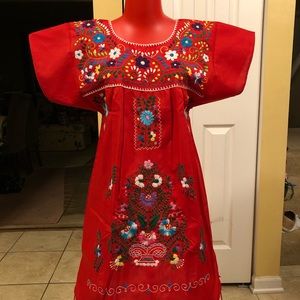 ☠️ NWT Traditional short Mexican dress.